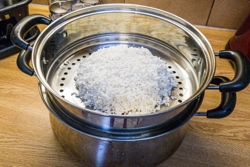 steaming meat in rice cooker