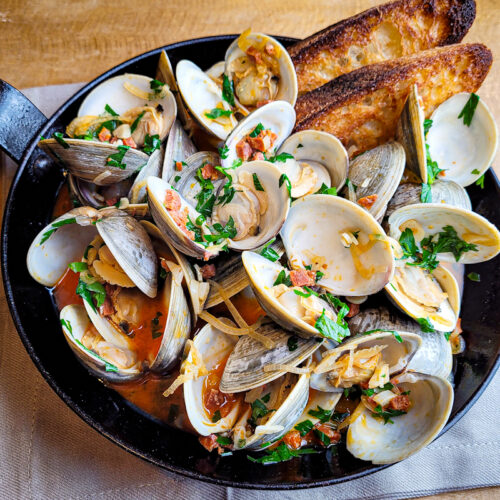 Steamed Littleneck Clams with Chorizo, Garlic and White Wine
