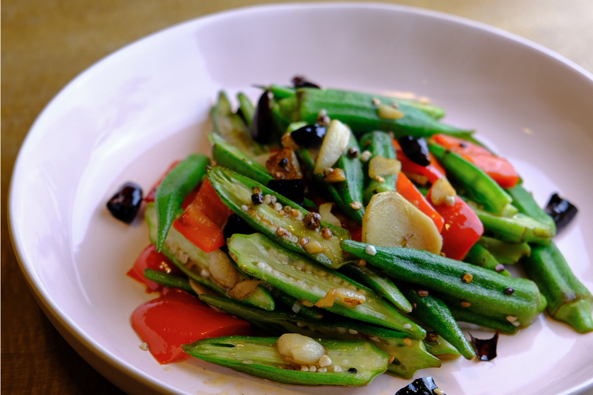 Wok-Fried Okra with Garlic, Chili and Sichuan Peppercorn