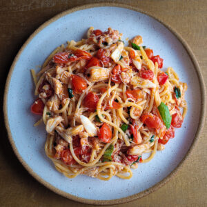 Shrimp and Crabmeat Spaghetti with Cherry Tomatoes, Garlic, and Chili